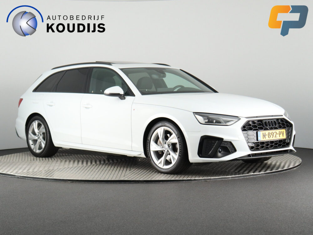 Audi A4 Avant 40 TFSI S edition Competition (S-Line / Panodak / Vol Leder / Adap Cruise / Digi dash / Led / Sportstoelen / Camera /  Premium Kleur )