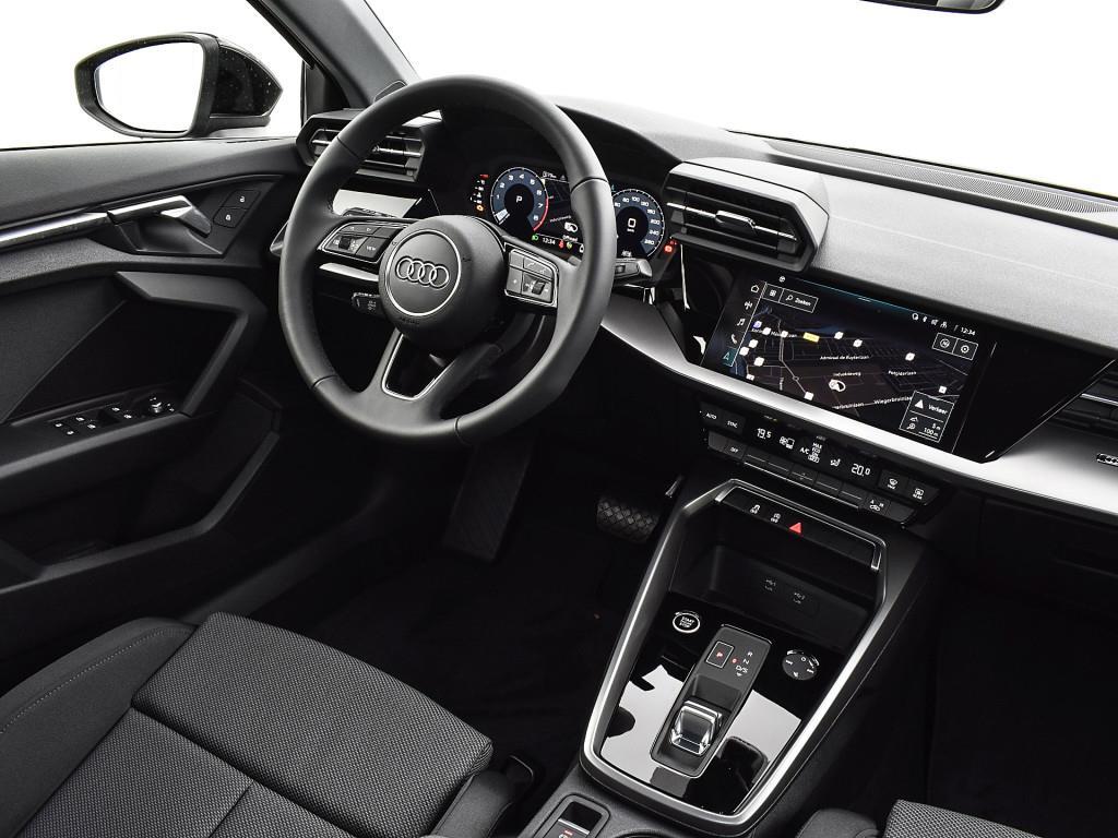 Audi A3 Advanced edition 30 TFSI 81 kW / 110 pk Sportback  · MEGA Sale