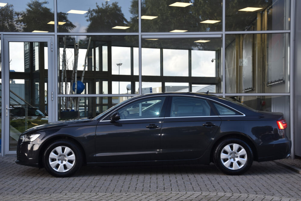 Audi A6 Limousine 2.8 FSI Pro Line Business Nav. Led 82d.KM !!