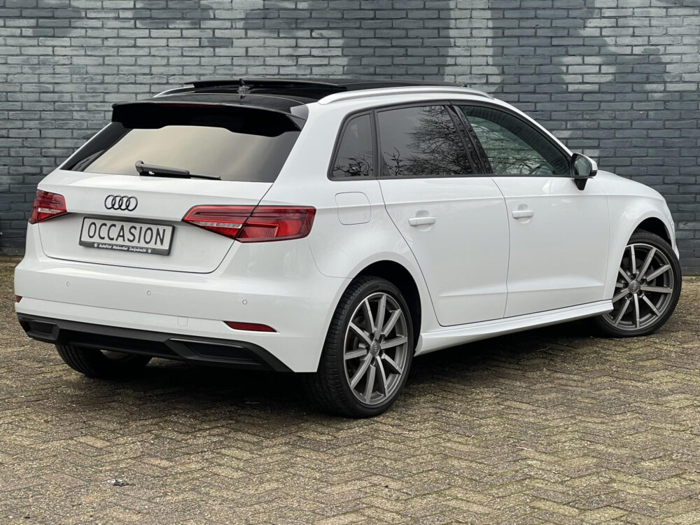 Audi A3 Sportback 40 e-tron Advance Sport I incl. € 850,00 AFL.KOSTEN + BOVAG GARANTIE