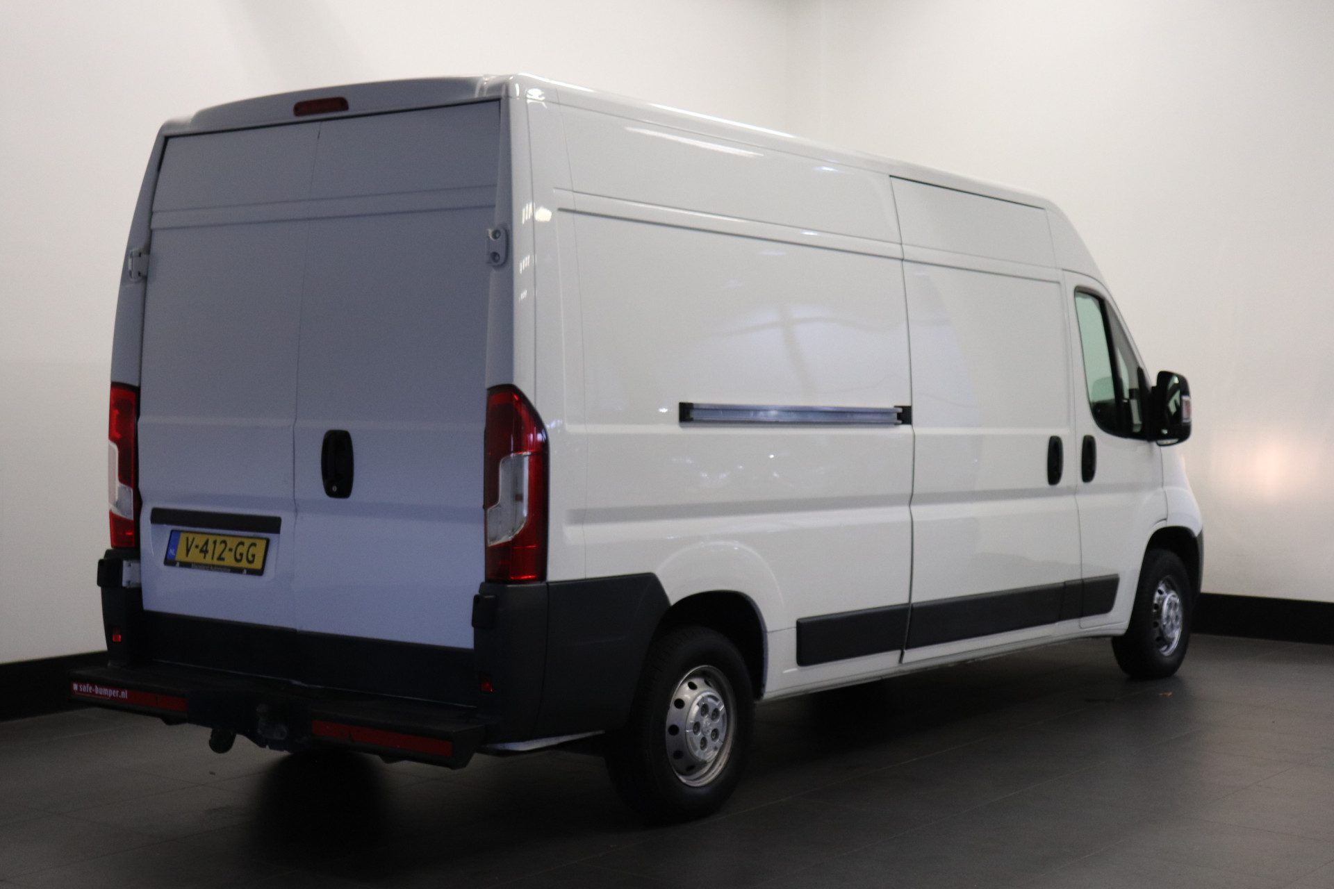 Peugeot Boxer 2.0 BlueHDI 130PK L3H2 EURO 6 – Airco – Cruise – Trekhaak – € 13.900,- Excl.