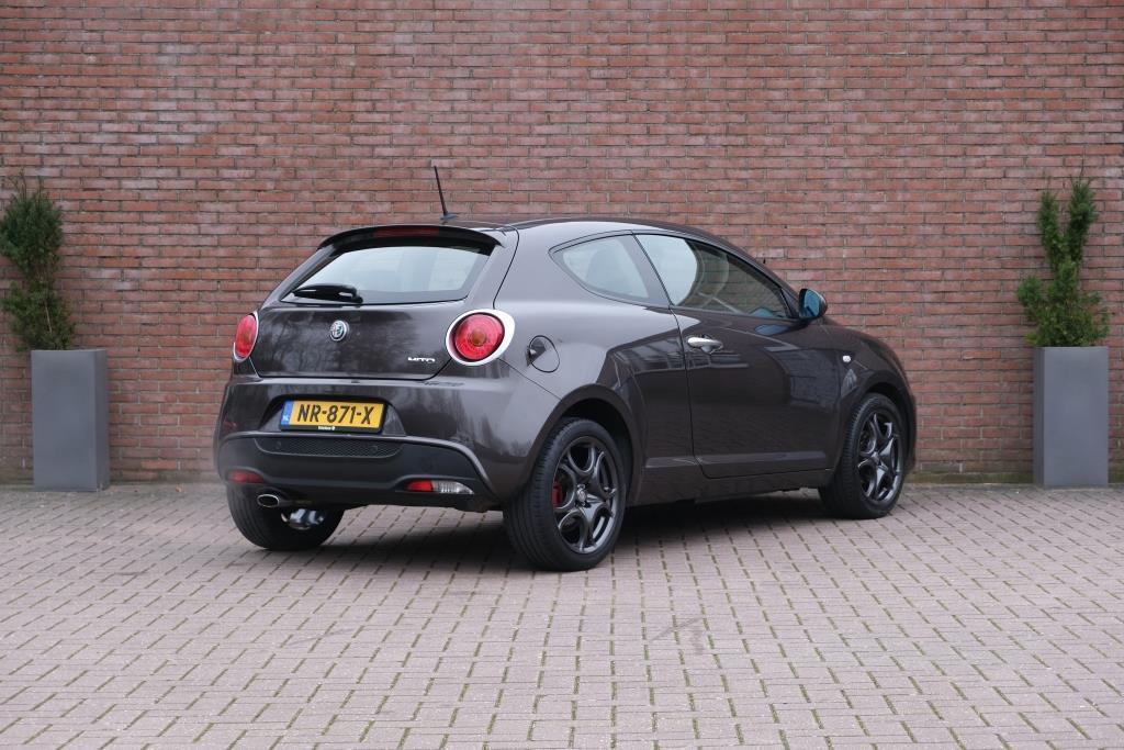 Alfa Romeo MiTo 0.9 Turbo TwinAir 100pk Super | Navi | Climate | Cruise | DAB | 17″ velgen