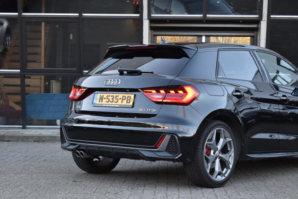 Audi A1 Sportback 40 TFSI 3 x S Line Virtual Sfeer ACC Lane