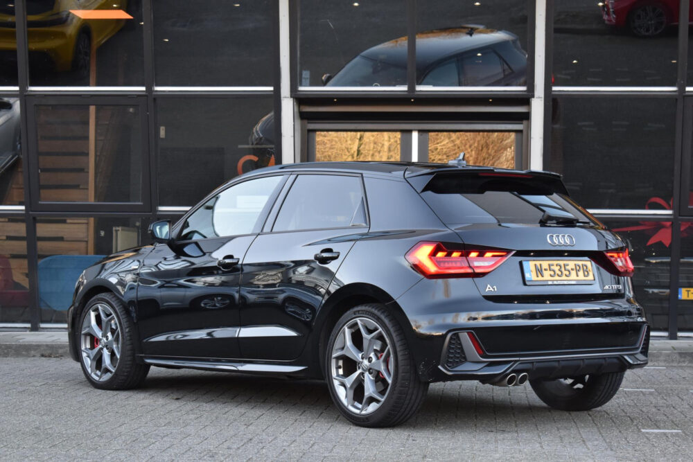 Audi A1 Sportback 40 TFSI 3 x S Line Virtual Sfeer ACC Lane