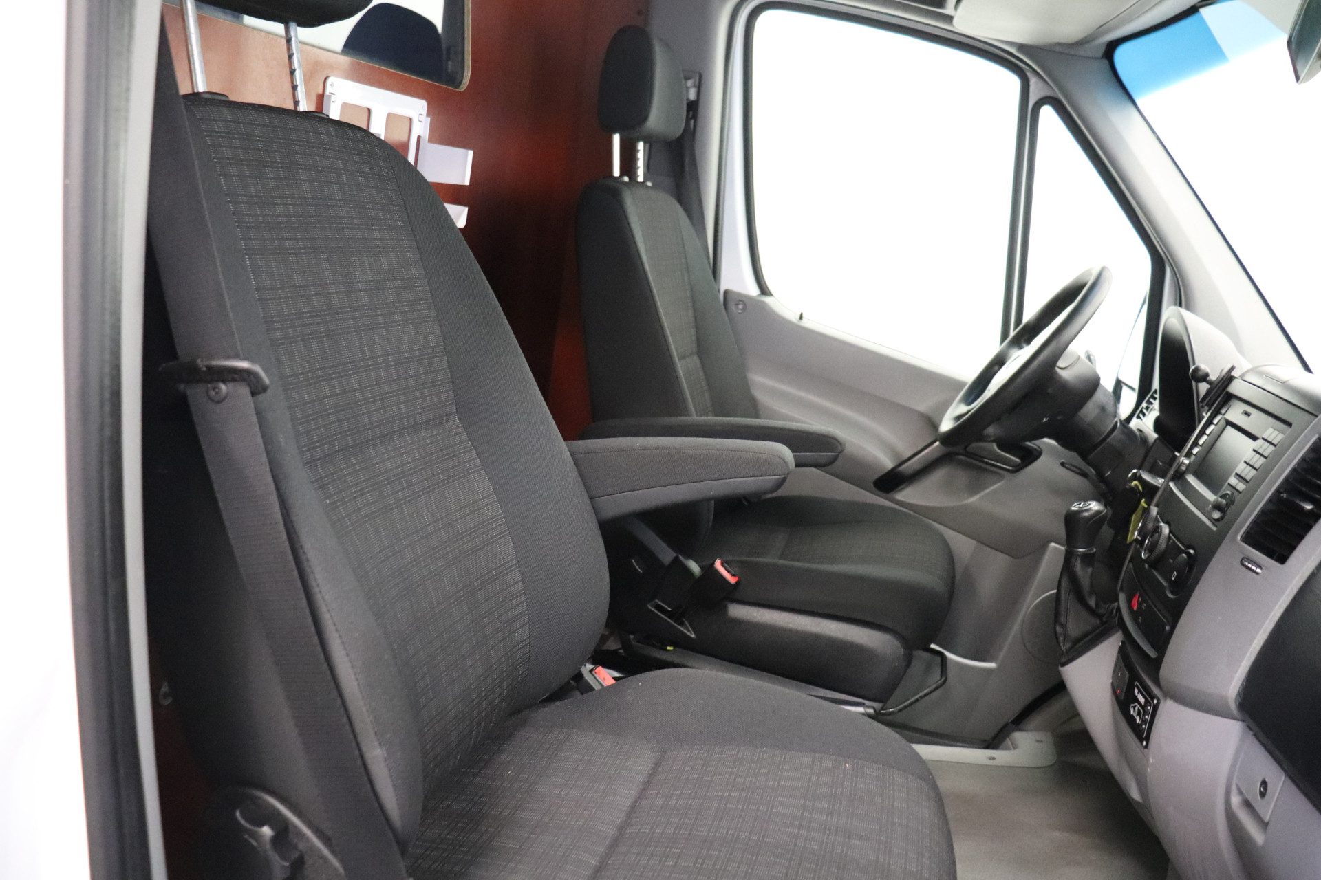 Mercedes-Benz Sprinter 314 2.2 CDI Automaat L2H2 EURO 6 – Airco – Cruise – Camera – € 17.950,- Excl.