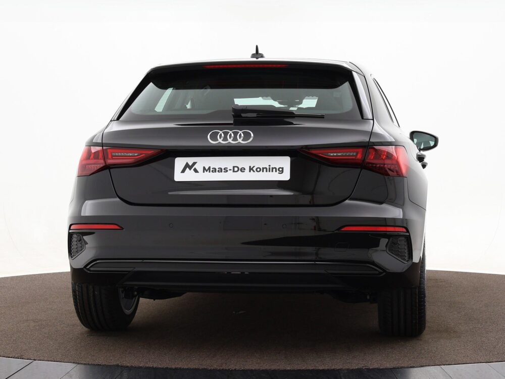 Audi A3 Advanced edition 30 TFSI 81 kW / 110 pk Sportback  · MEGA Sale