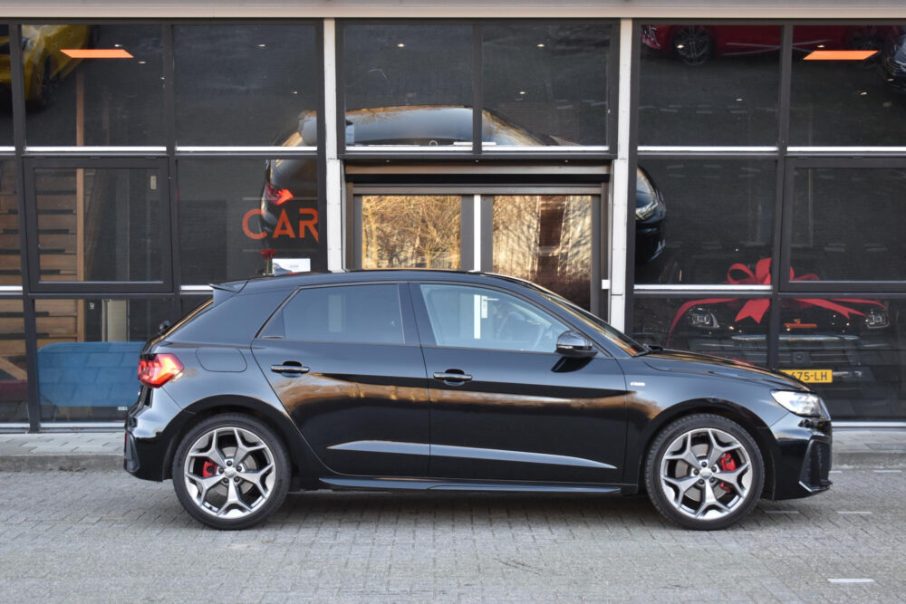 Audi A1 Sportback 40 TFSI 3 x S Line Virtual Sfeer ACC Lane