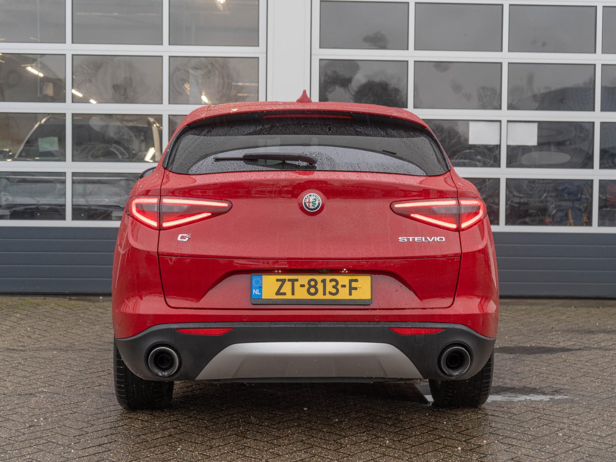 Alfa Romeo Stelvio 2.0 Turbo Aut. AWD 280pk First Edition | Rosso Alfa | 20” LM | Navi | Clima | Stoel-/Stuurverwarming