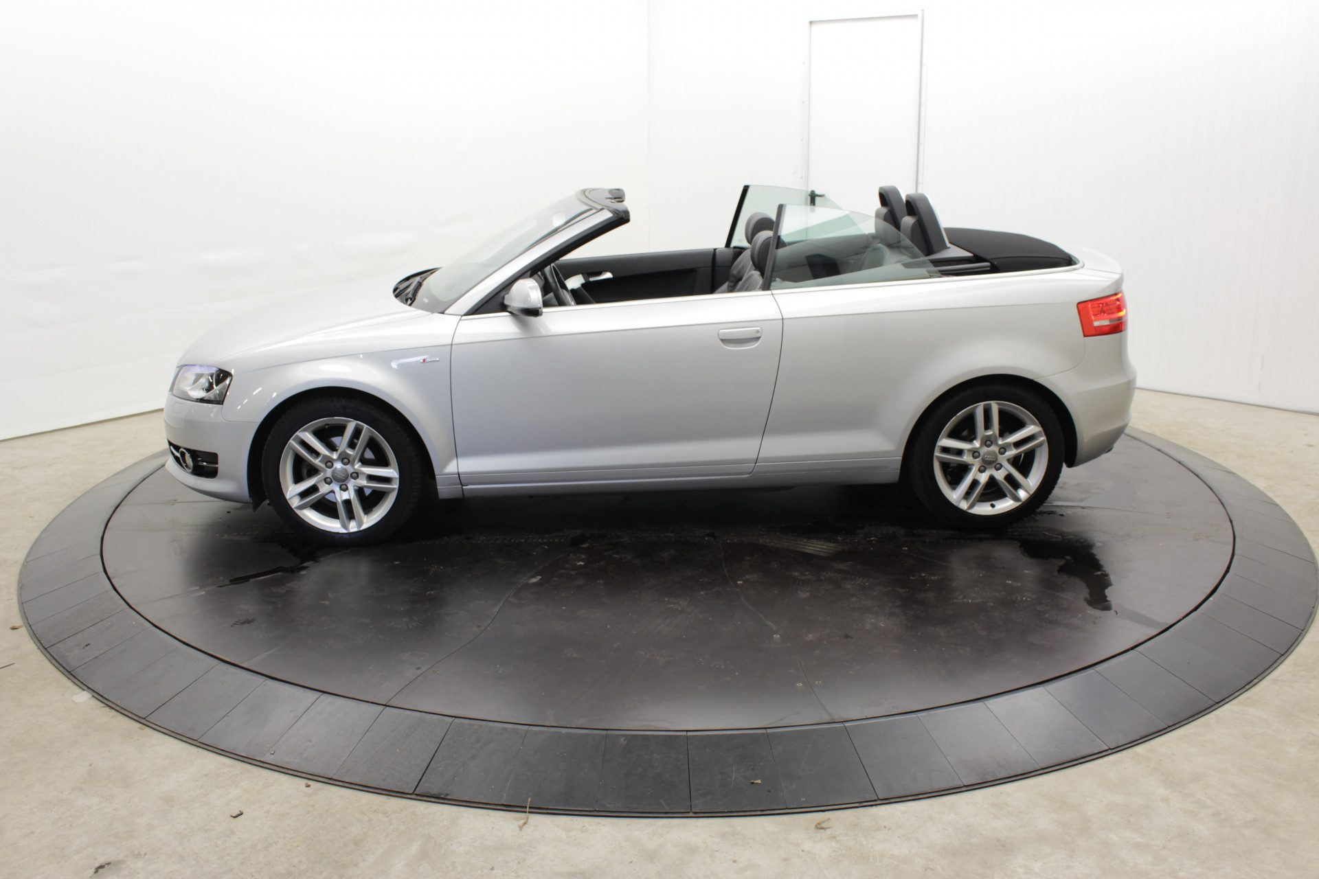 Audi A3 Cabriolet 105PK Sport Vol Leder S-Line Navi Stoelv. PDC Clima NL auto