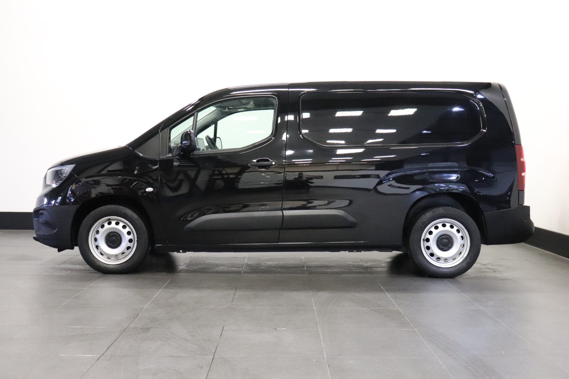 Opel Combo 1.6D 100PK L2 EURO 6 – Airco – Navi – Cruise – € 10.950,- Excl.