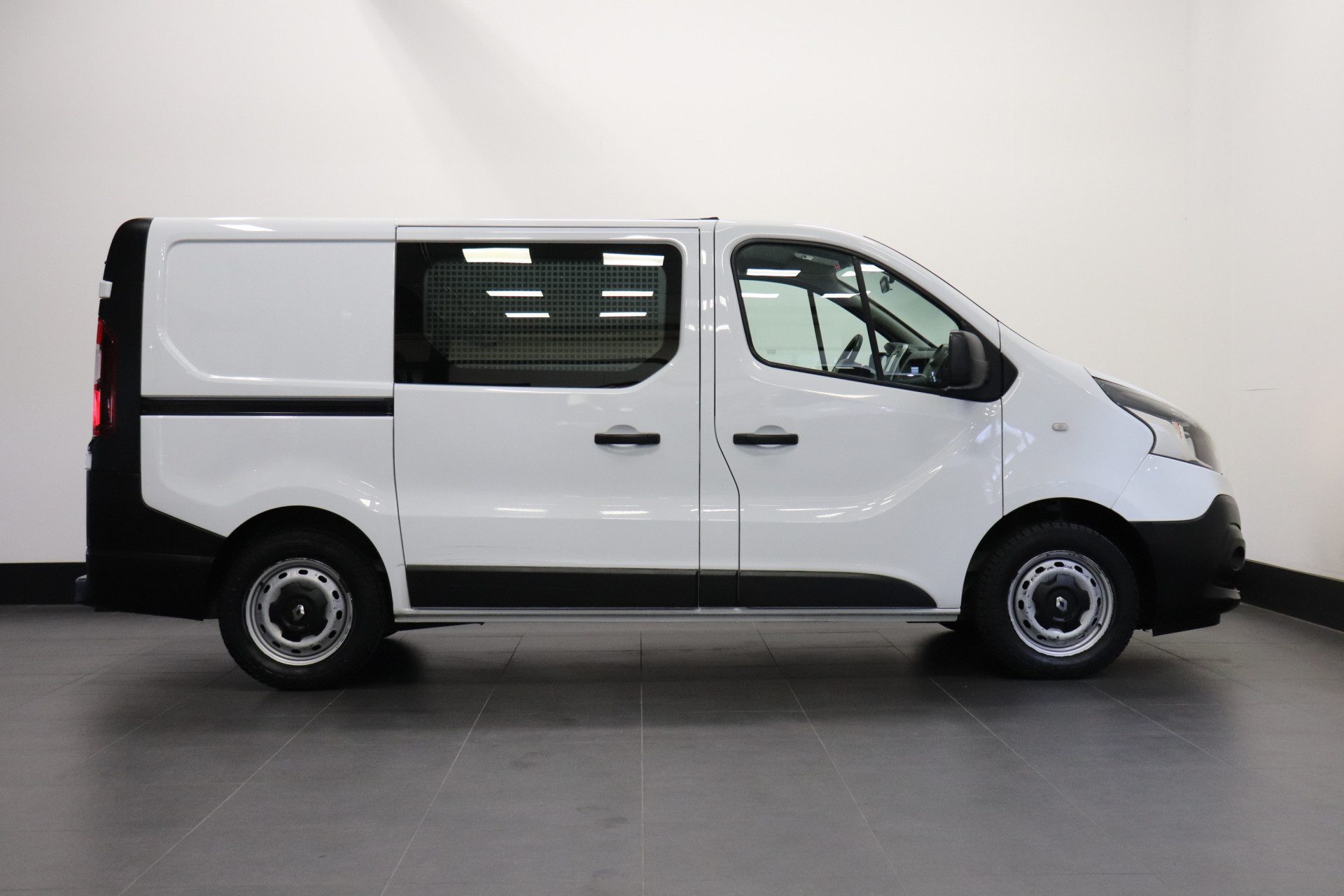 Renault Trafic 1.6 dCi 125PK – EURO 6 – Airco – Navi – Cruise – € 9.950 Excl.