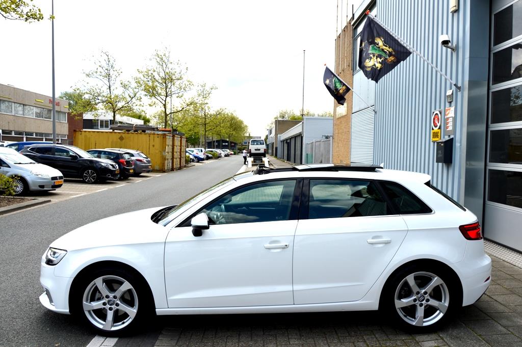 Audi A3 Sportback 1.5 TFSI CoD Sport AUT PDC/LMV17/NAVI/PANO