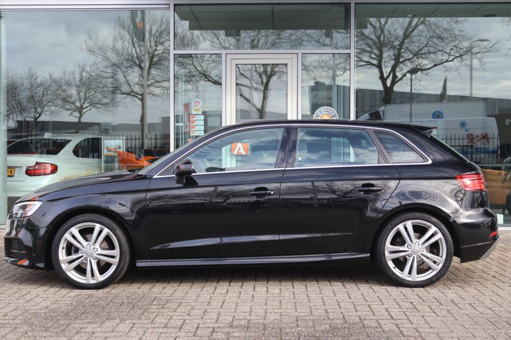 Audi A3 Sportback 1.0 TFSI S-Line 116pk | Navi | Cruise | Stoelmassage | Stoelverwarming