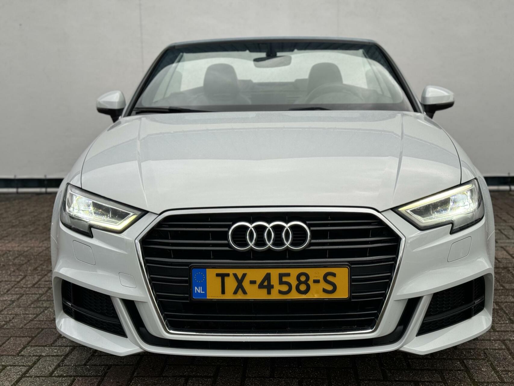 Audi A3 Cabriolet 35 TFSI CoD Sport S Line Edition