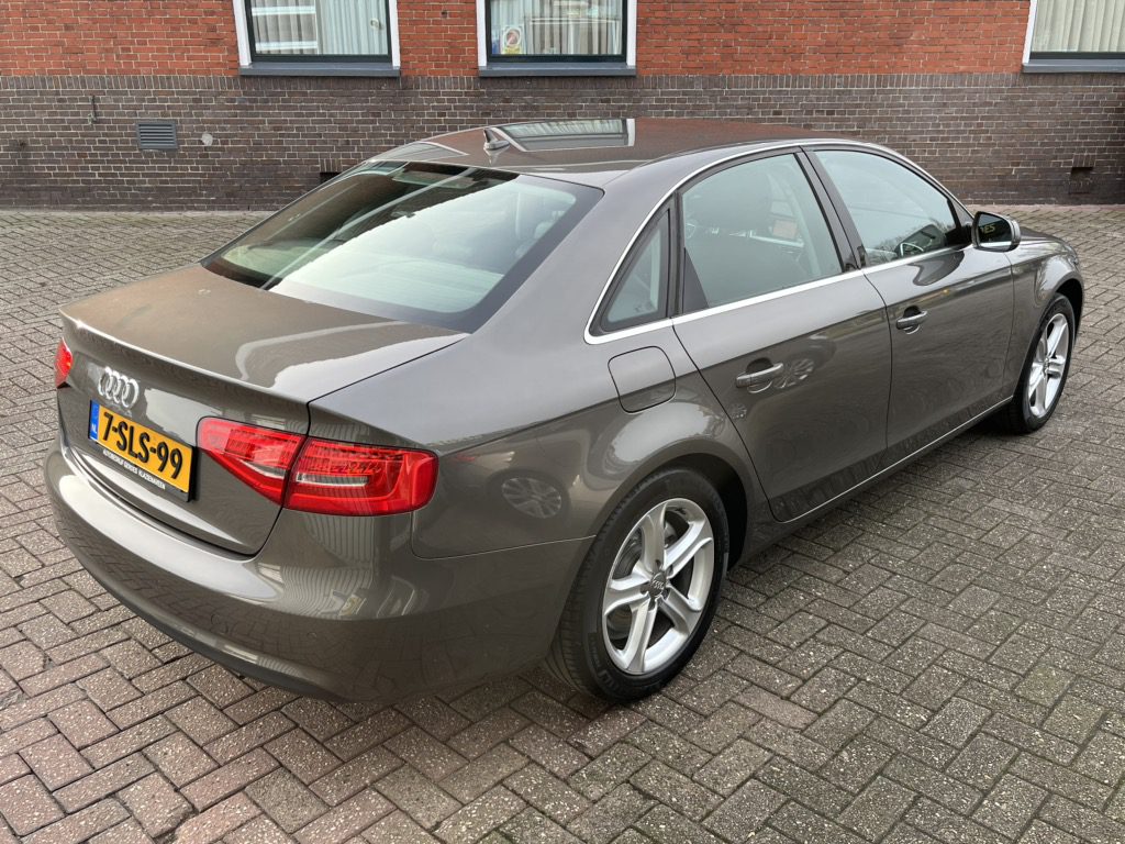 Audi A4 Limousine 1.8 TFSI Edition. | AUTOMAAT | LEER | XENON | TREKHAAK |