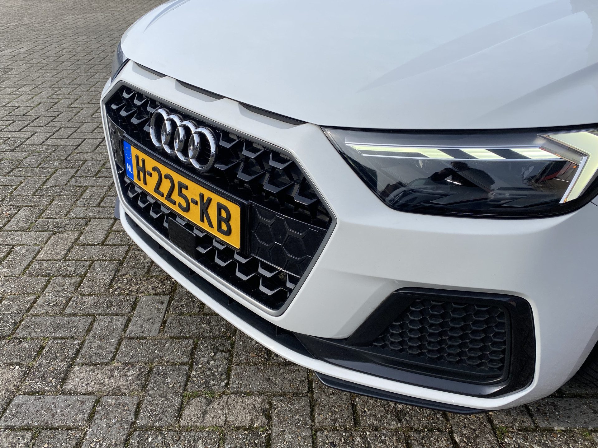 Audi A1 Sportback 25 TFSI Epic AUT. | 1e eigenaar | dealer onderhouden | apple carplay/android | two tone kleur | climate control