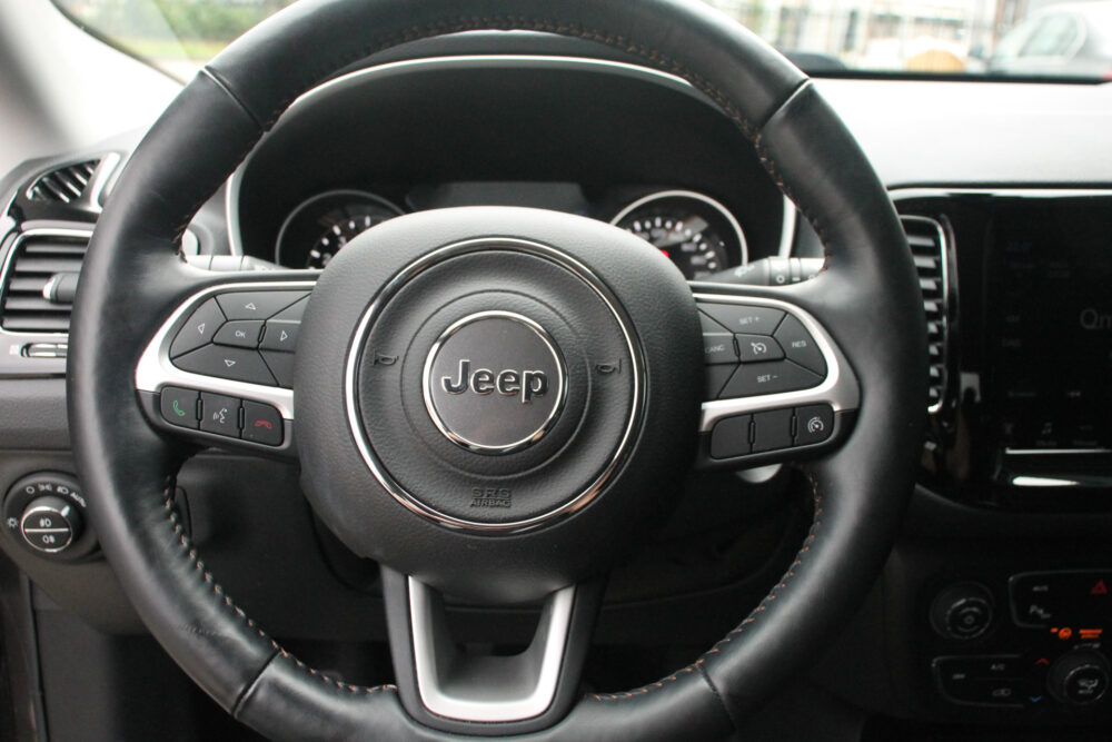 Jeep Compass 1.4 MultiAir Opening Edition Plus | Leer | Beats audio | Carplay | rijklaar