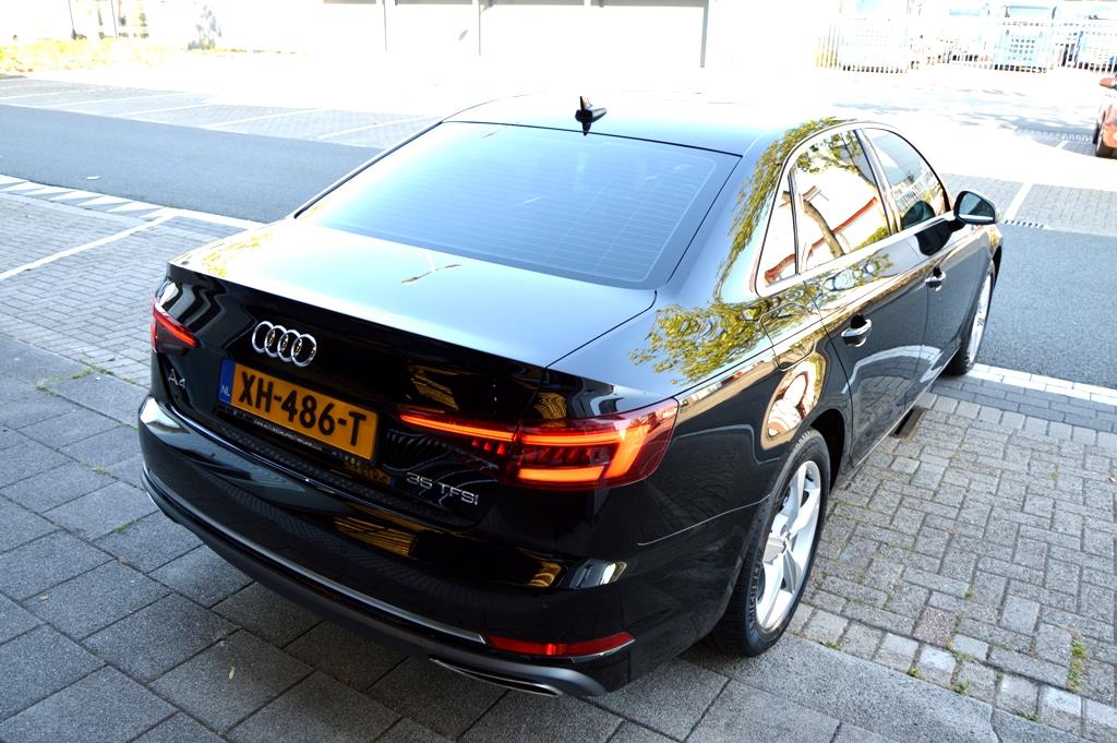 Audi A4 35 TFSI Sport AUT ECC/PDC/LED/XENON/LMV18/LEDER/NAVI