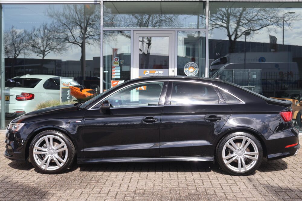 Audi A3 Limousine 1.4 TFSI S-Line 150PK DSG | Cruise | Climate | Navi | Bi-Xenon