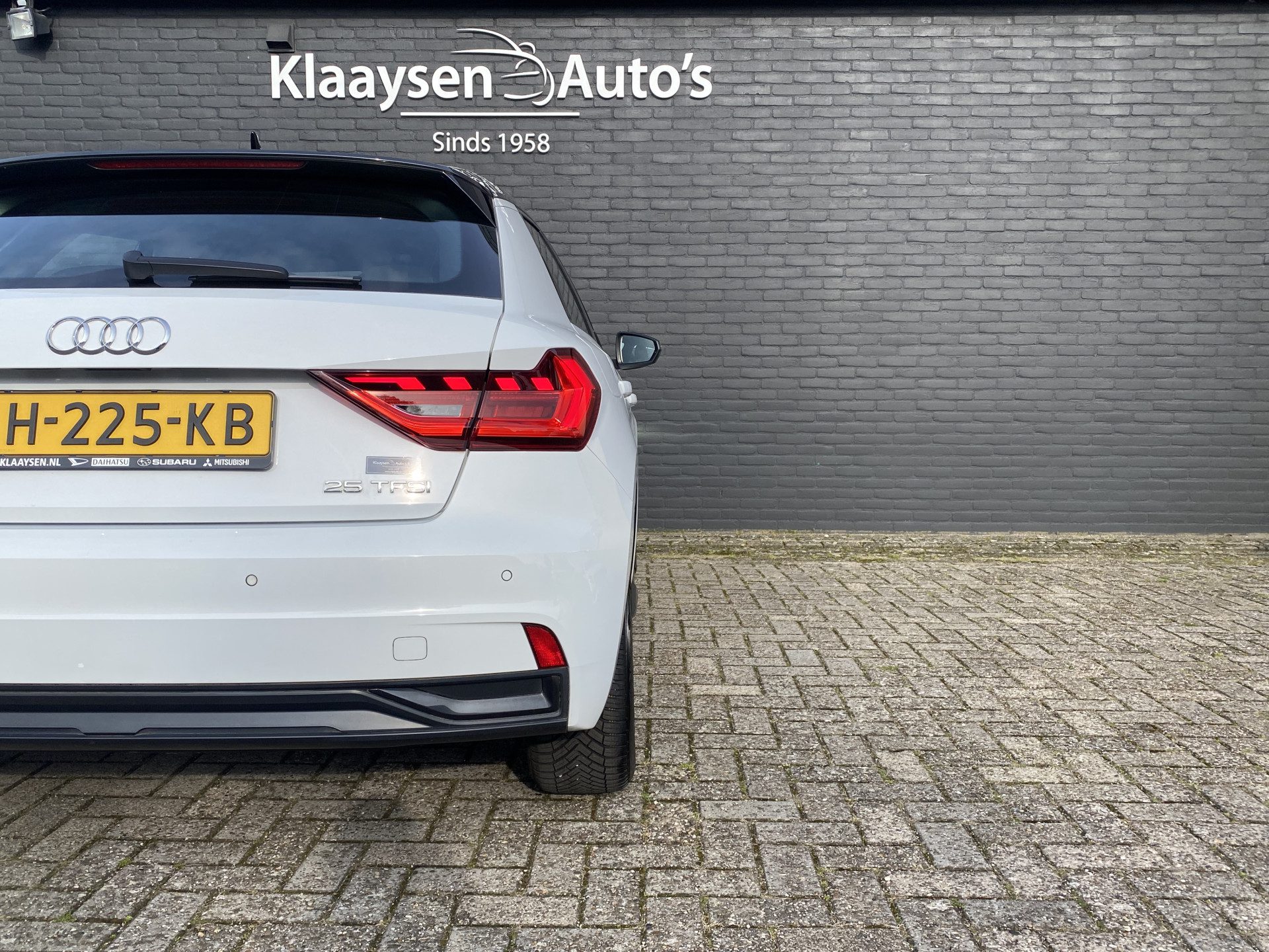 Audi A1 Sportback 25 TFSI Epic AUT. | 1e eigenaar | dealer onderhouden | apple carplay/android | two tone kleur | climate control