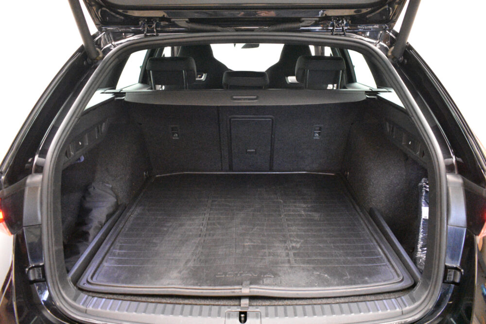 Škoda Octavia Škoda Octavia iV Sportline Trekgew 1500 kg Camera RSi Seats EL AKlep