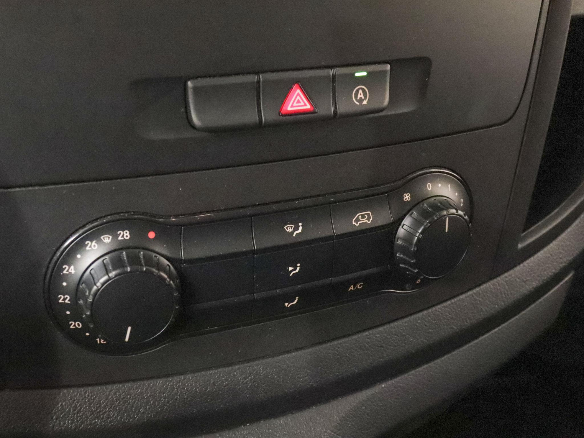 Mercedes-Benz Vito 110 CDI Lang Navi Airco Trekhaak