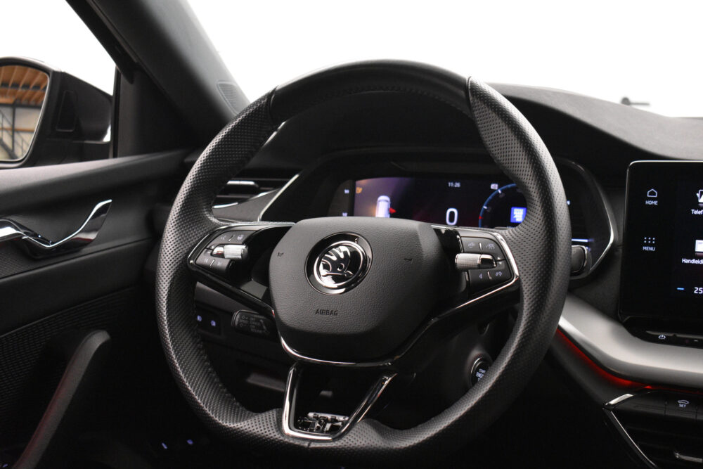 Škoda Octavia Škoda Octavia iV Sportline Trekgew 1500 kg Camera RSi Seats EL AKlep