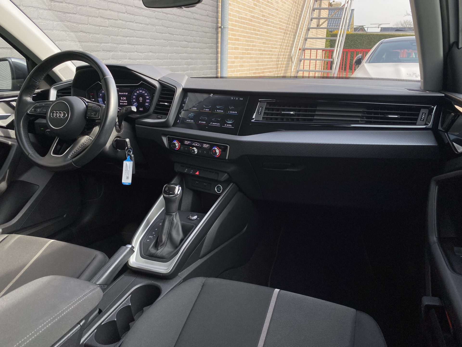 Audi A1 Sportback 25 TFSI Epic AUT. | 1e eigenaar | dealer onderhouden | apple carplay/android | two tone kleur | climate control