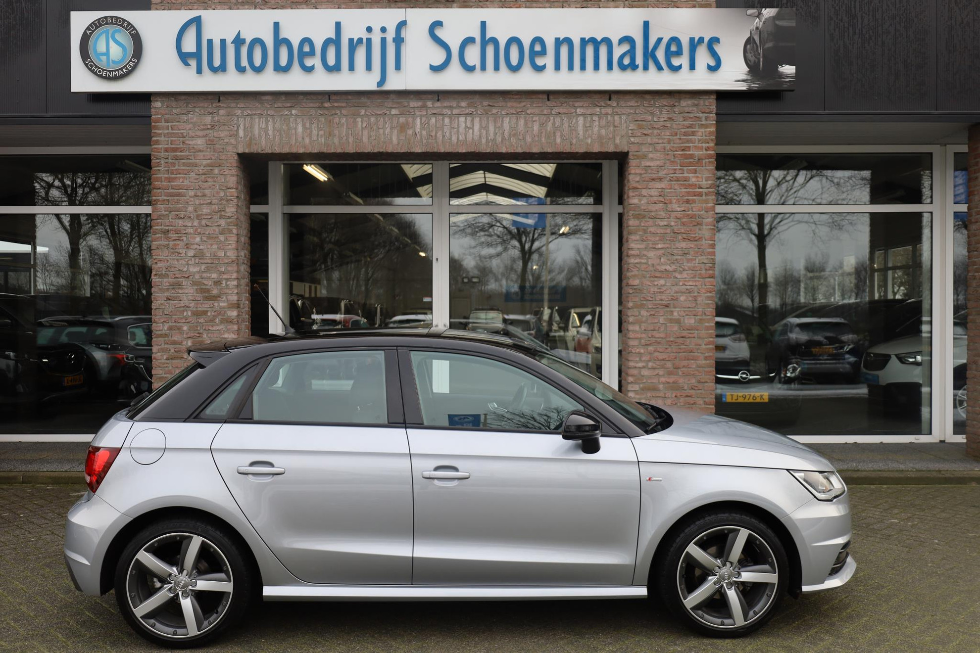 Audi A1 Sportback 1.0 TFSI Adrenalin S-LINE DUOTONE CRUISE NAVI 17″LMV NAP