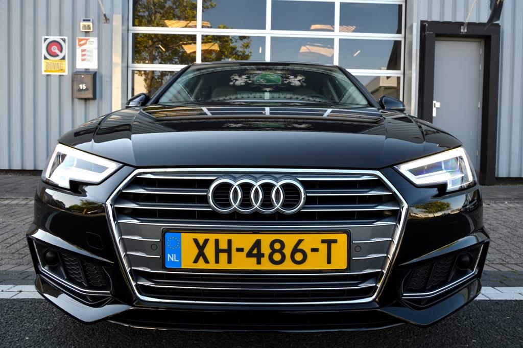 Audi A4 35 TFSI Sport AUT ECC/PDC/LED/XENON/LMV18/LEDER/NAVI