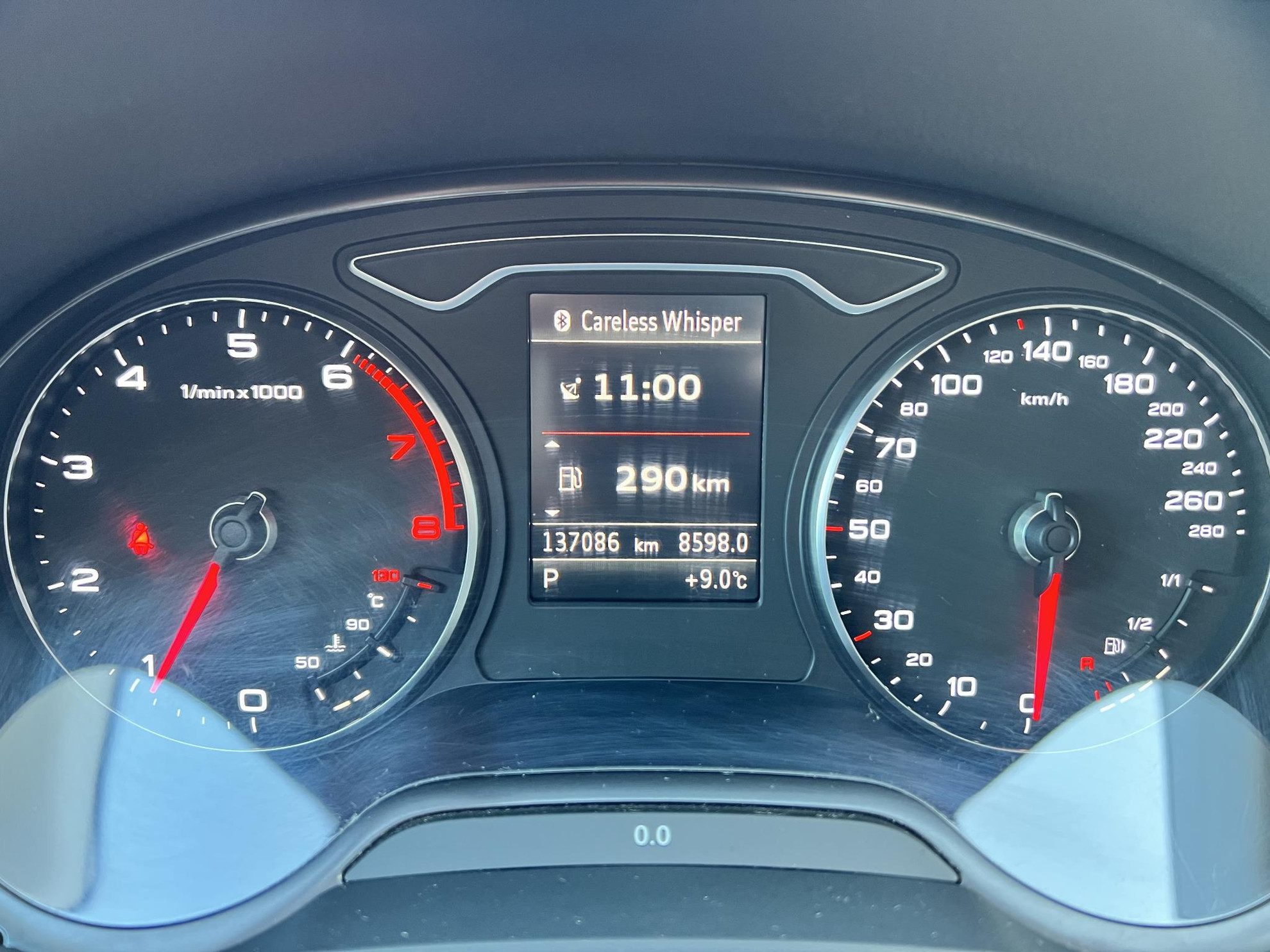 Audi A3 Sportback 1.8 TFSI Ambition Automaat / B & O / Standkachel / Stoelverwarming / Cruise Control / Apple Carplay / MMI+ / Sportstoelen / 18″LM / F1 Flippers / Dual Climate Control / LED / Bluetooth / Afgevlakt stuur / (MET GARANTIE*)