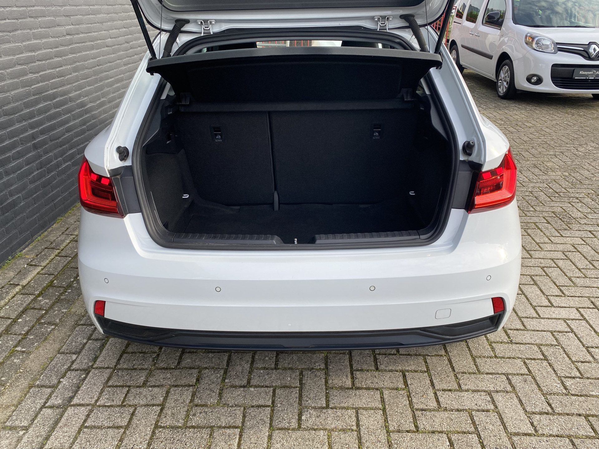 Audi A1 Sportback 25 TFSI Epic AUT. | 1e eigenaar | dealer onderhouden | apple carplay/android | two tone kleur | climate control