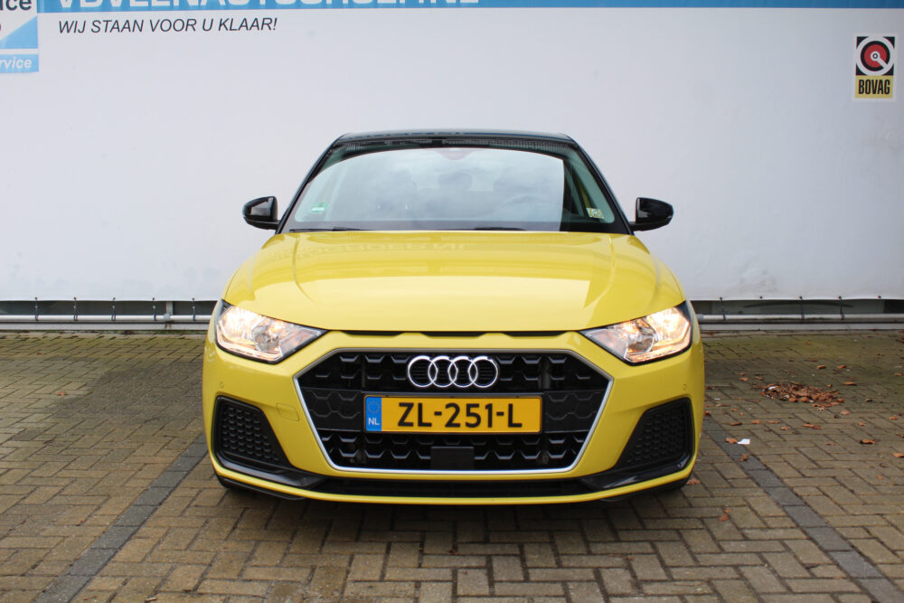 Audi A1 Sportback 25 TFSI epic | Incl. 1 jaar Garantie | 1e Eigenaar | Navi via CarPlay | Parkeersensoren V+A | Apple CarPlay/Android auto | Getinte ramen | 17 Inch LMV | Origineel NL auto |