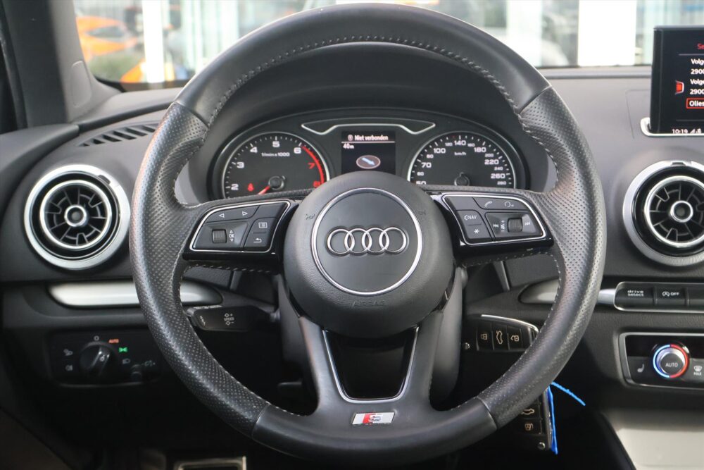 Audi A3 Sportback 1.0 TFSI S-Line 116pk | Navi | Cruise | Stoelmassage | Stoelverwarming