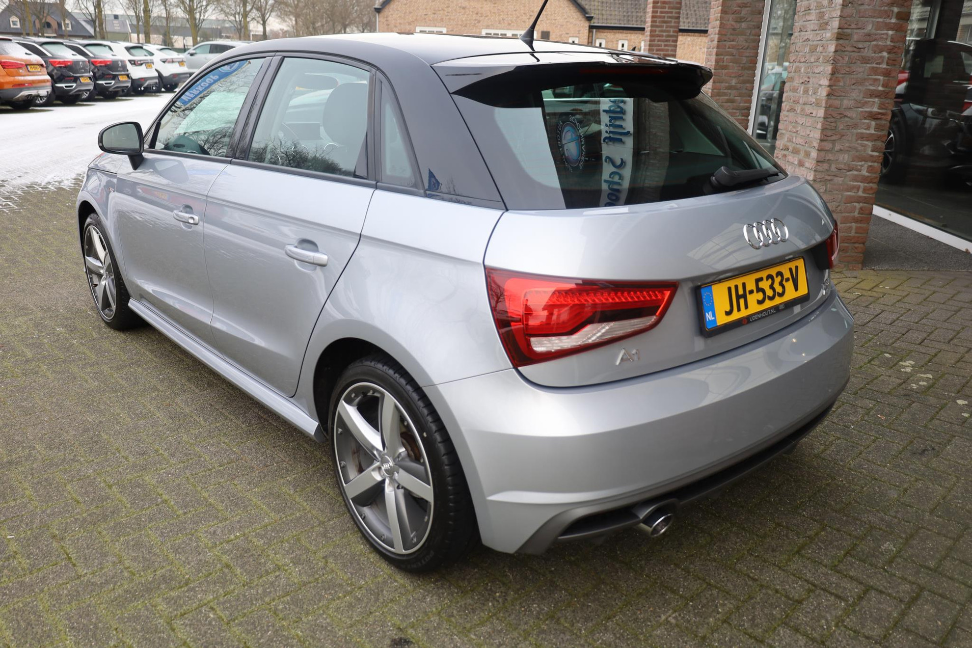 Audi A1 Sportback 1.0 TFSI Adrenalin S-LINE DUOTONE CRUISE NAVI 17″LMV NAP