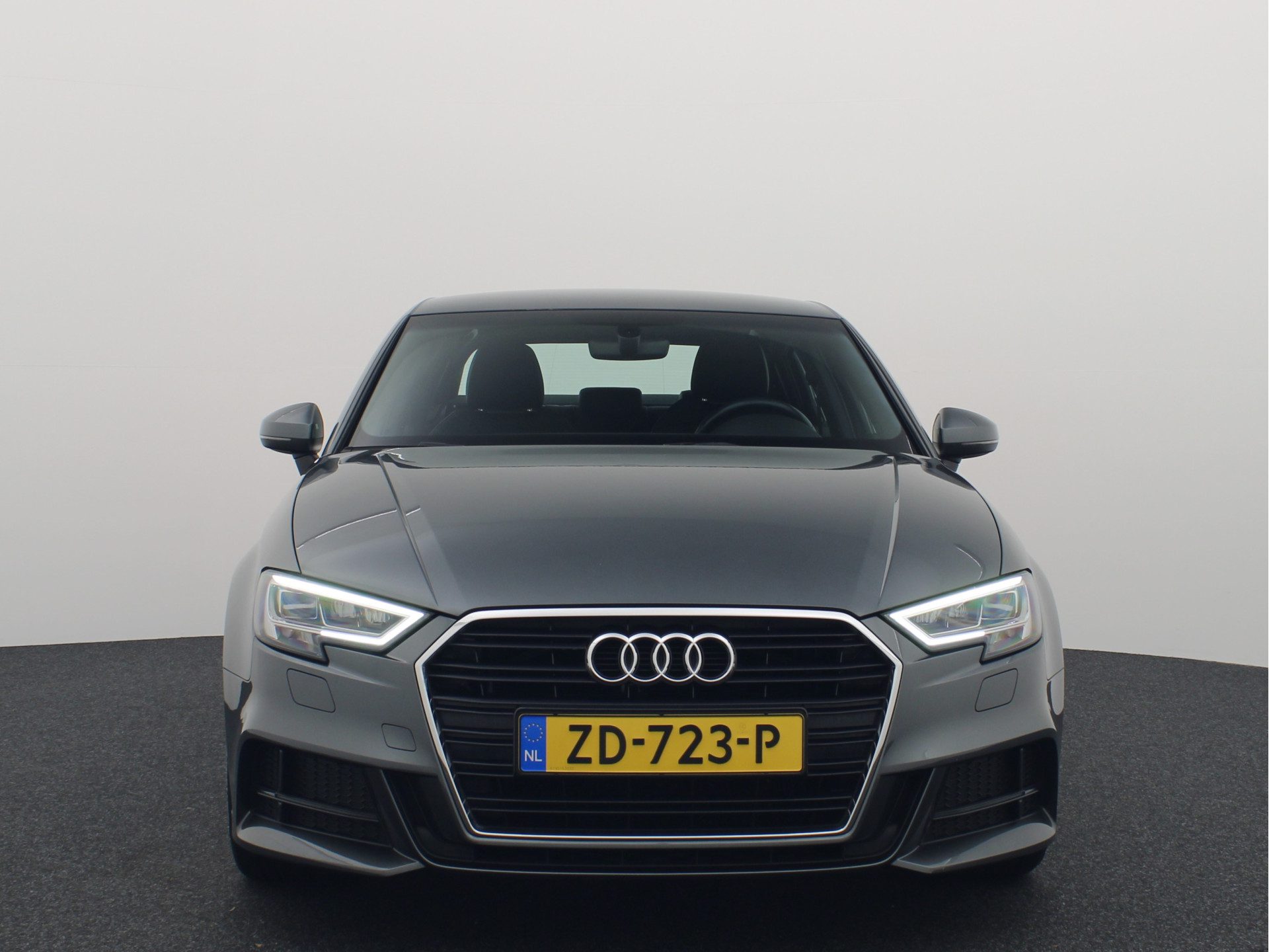 Audi A3 Limousine 35 TFSI 150PK CoD Sport S Line Edition AUTOMAAT / NL-AUTO / FULL LED / CLIMA / PDC / BLUETOOTH / S-LINE .