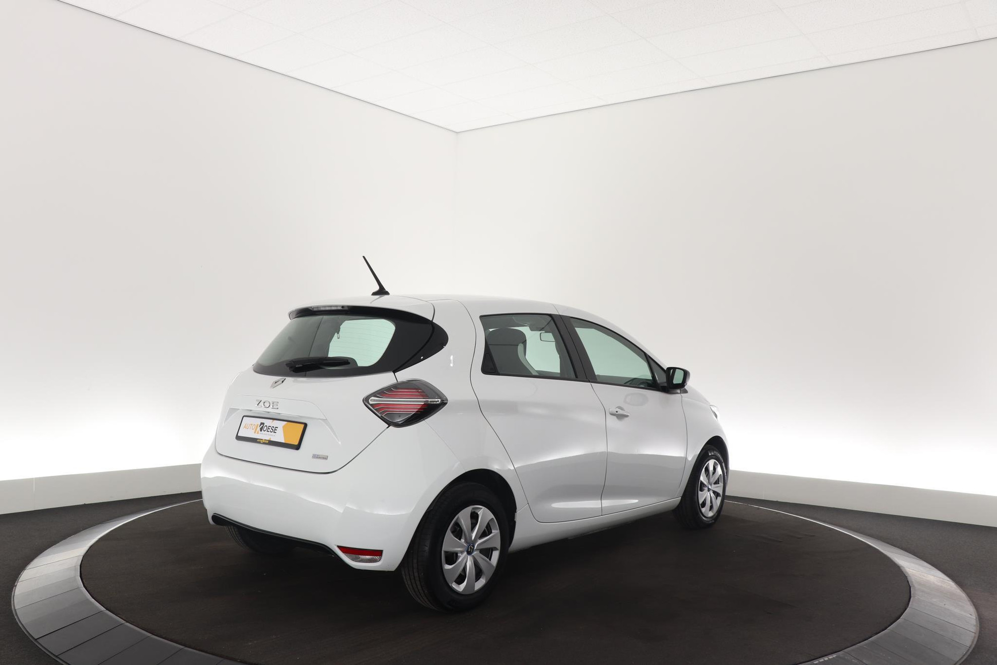 Renault ZOE R110 Life 50 | Huuraccu | €2.000 Subsidie | Apple Carplay | Airco | Keyless Entry