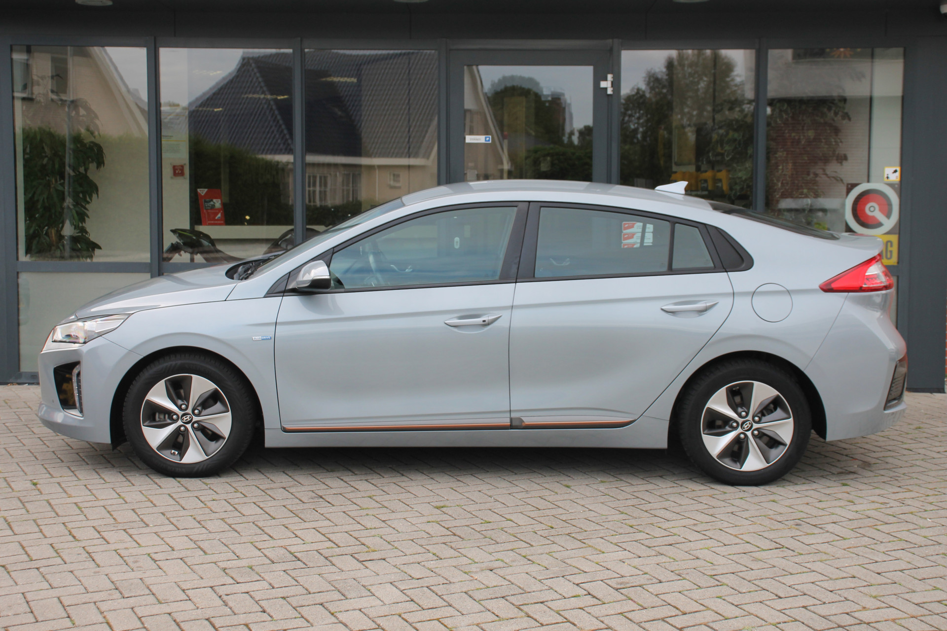 Hyundai IONIQ Comfort EV ✅✅ €2000,- SEPP Subsidie *** 12500 na supsidie ✅ Carplay ✅ Clima ✅ Jaar garantie