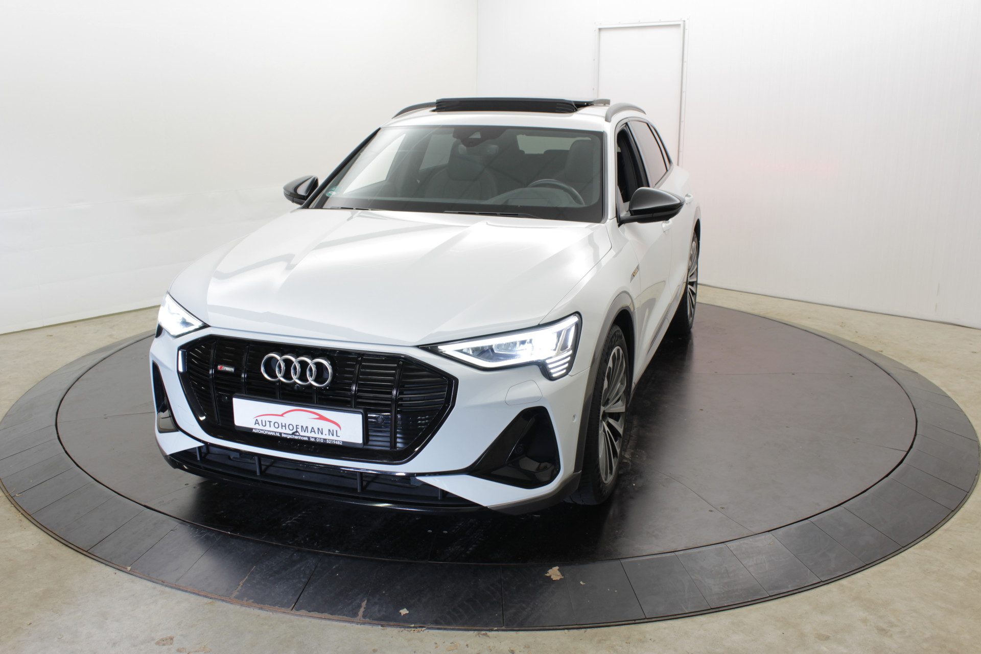 Audi e-tron 408 PK incl BTW 8% bijtelling S-Line Pano 360ºCam Ruitleer afnTrekhaak 21”