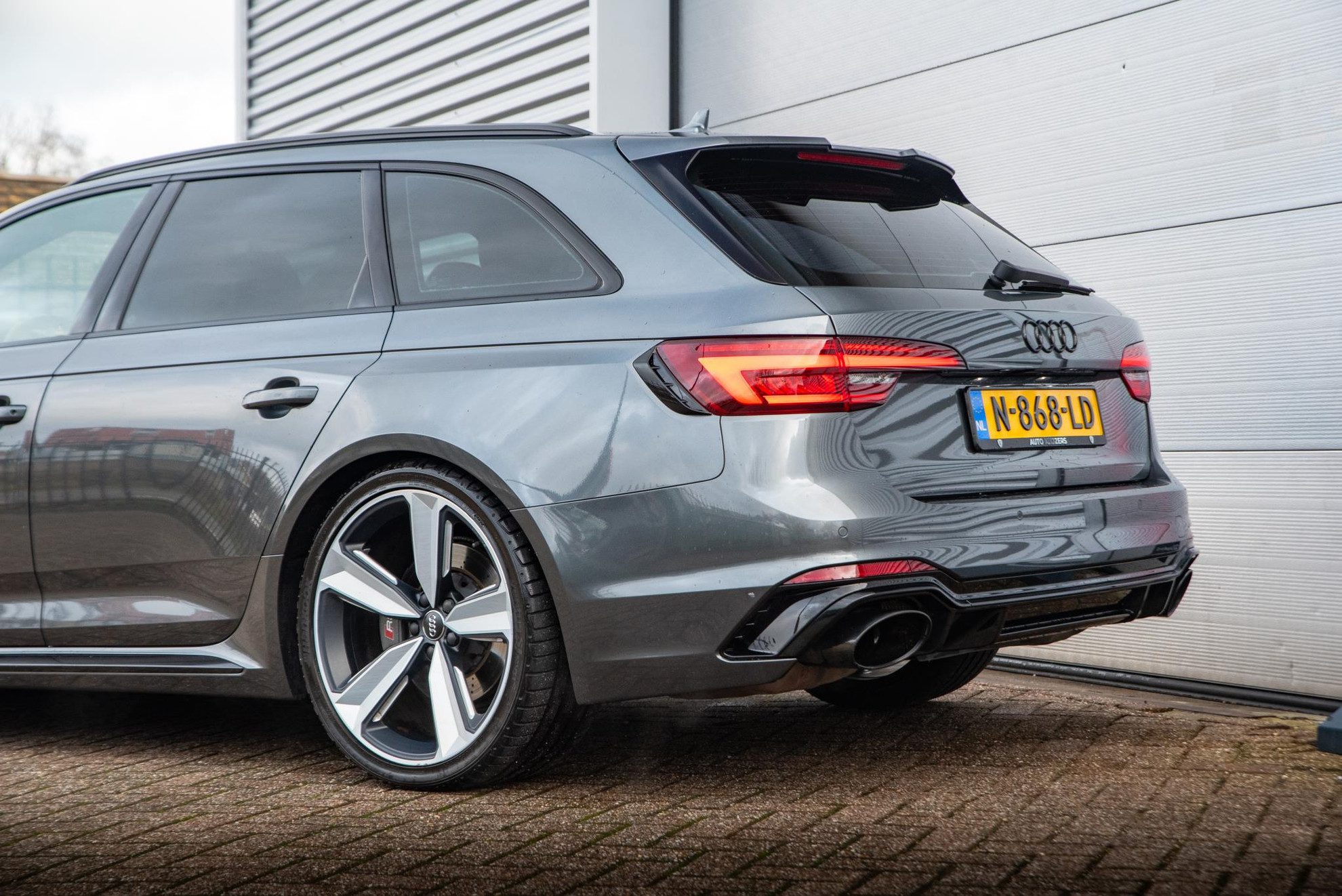 Audi A4 Avant 2.9 TFSI RS 4 quattro Panodak B&O Carbon Leer DAB+ Ceramic Ambient HUD Memory Keyless