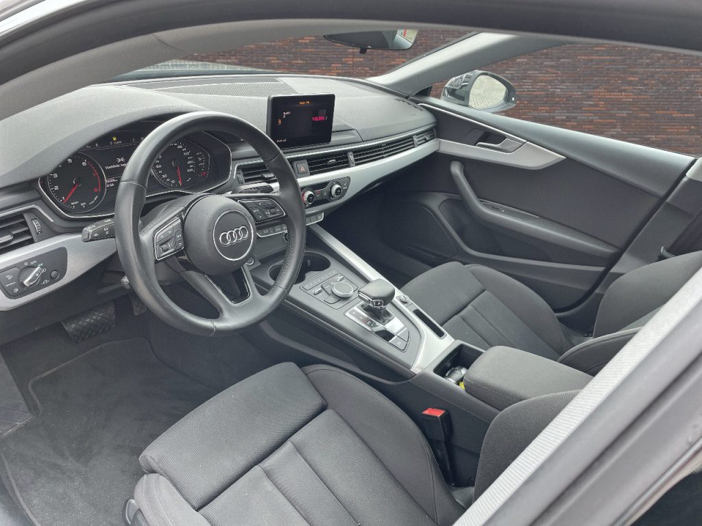 Audi A5 Sportback 40 TFSI ECC SPORTSTOELEN NAVI LMV LED 50000KM!