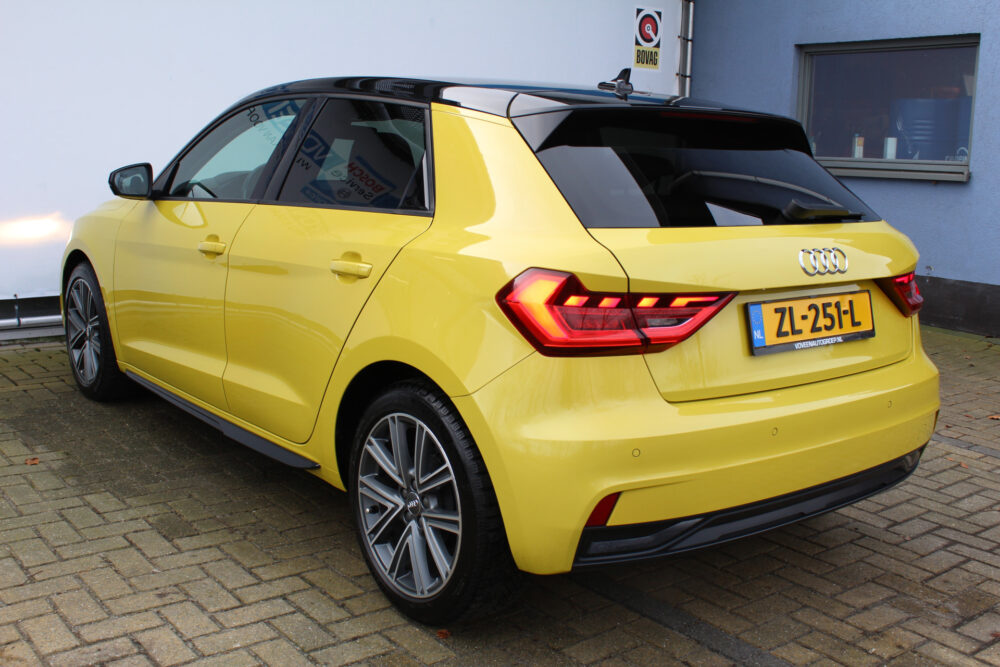 Audi A1 Sportback 25 TFSI epic | Incl. 1 jaar Garantie | 1e Eigenaar | Navi via CarPlay | Parkeersensoren V+A | Apple CarPlay/Android auto | Getinte ramen | 17 Inch LMV | Origineel NL auto |