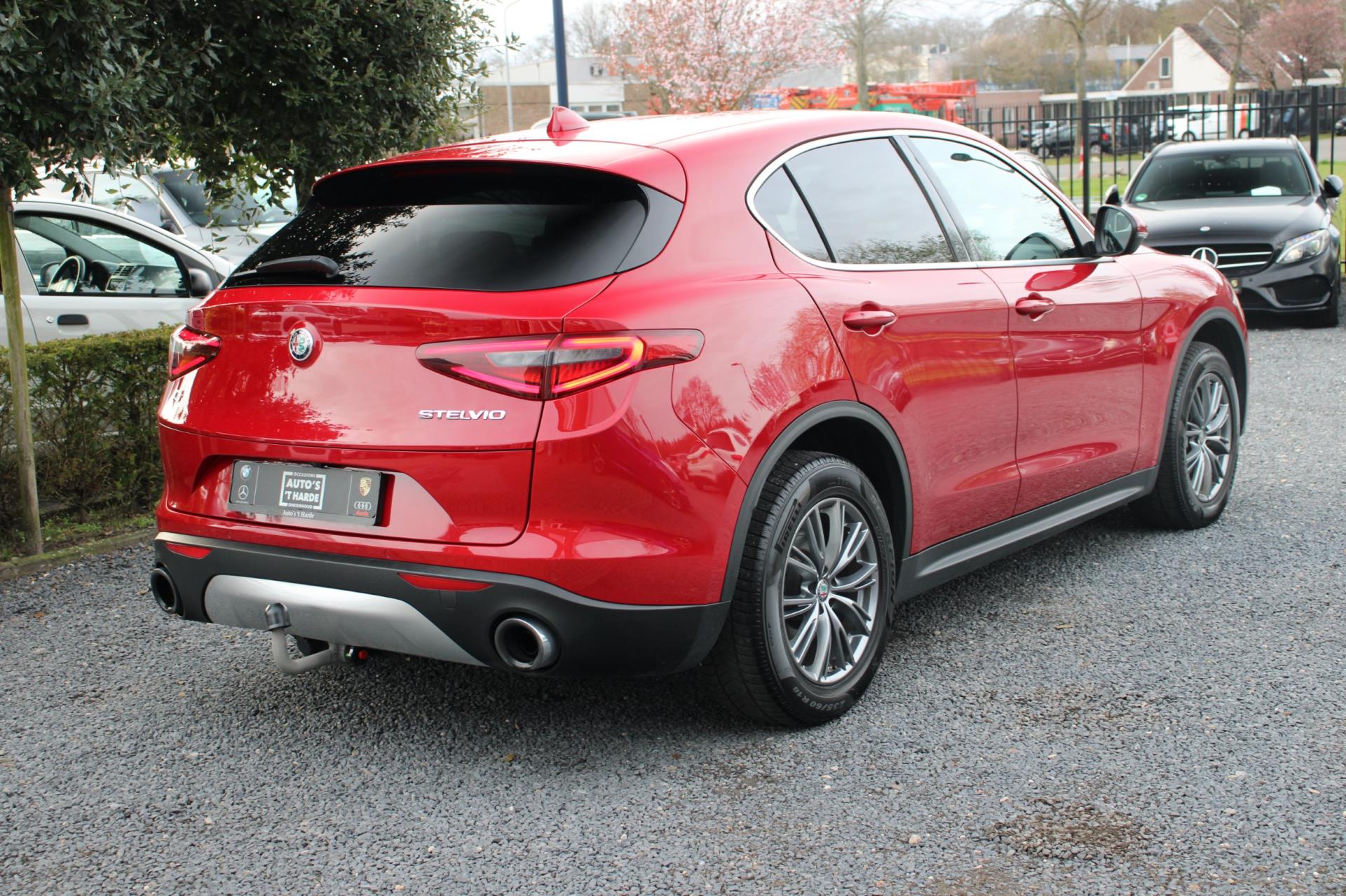 Alfa Romeo Stelvio 2.0 T AWD 280 PK Aut. Camera Trekhaak Leder 18”