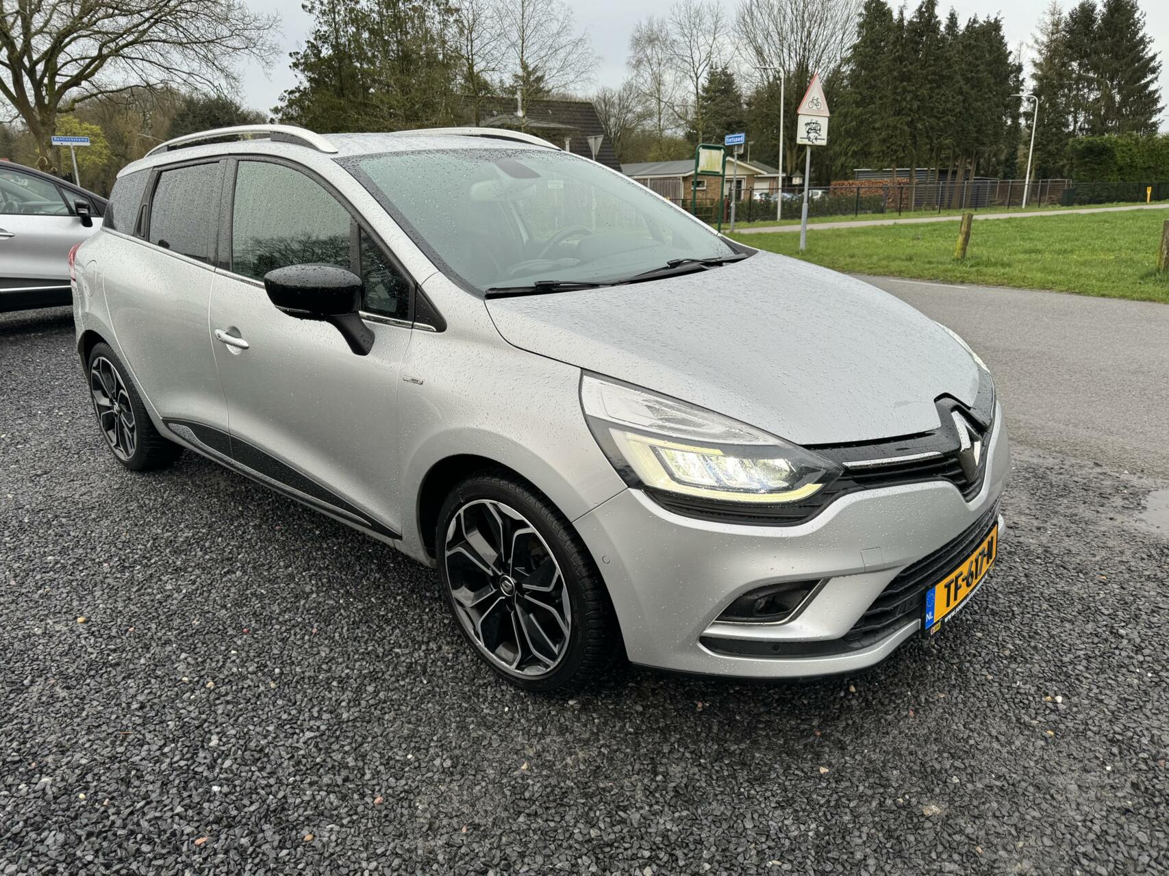 Renault Clio Estate 0.9 TCe Bose camera trekhaak sportstoelen