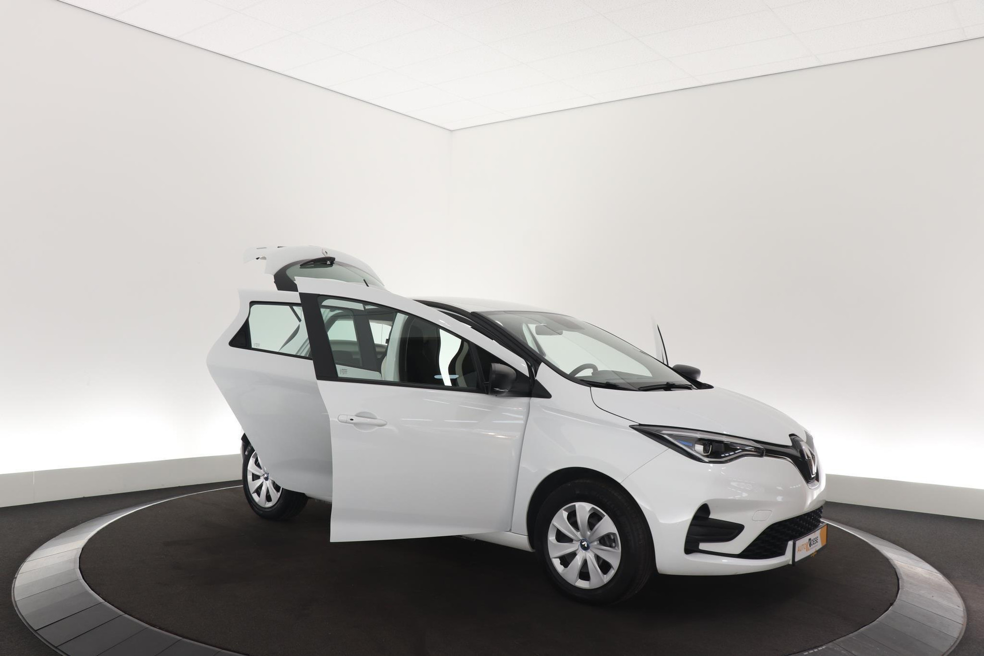 Renault ZOE R110 Life 50 | Huuraccu | €2.000 Subsidie | Apple Carplay | Airco | Keyless Entry