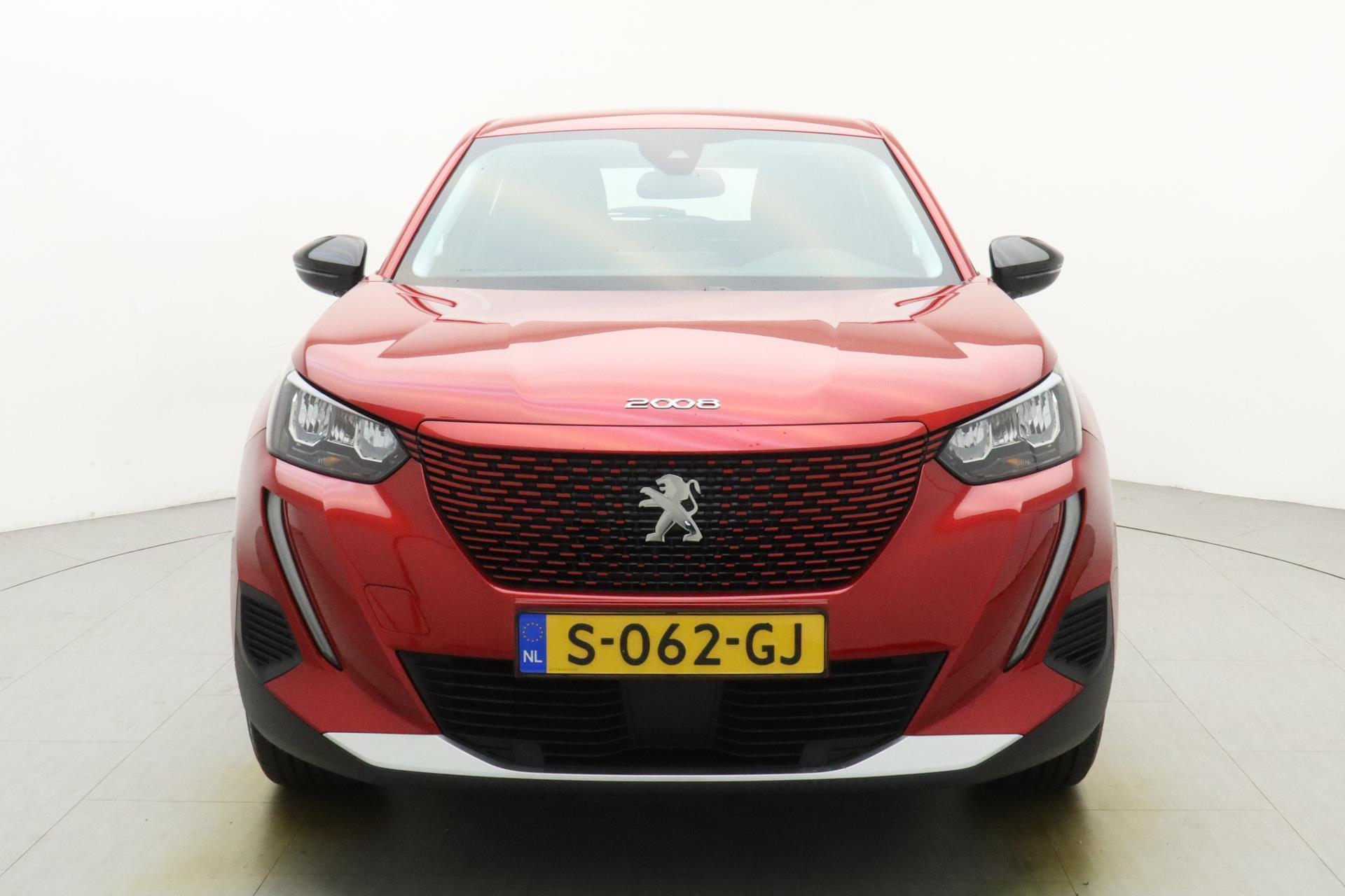 Peugeot e-2008 EV Allure 50 kWh 100% Elektrisch  | 3-Fase | Camera | Cruise Control | Airco | Start/stop | Lichtmetalen velgen | Snel leverbaar | Voorraad