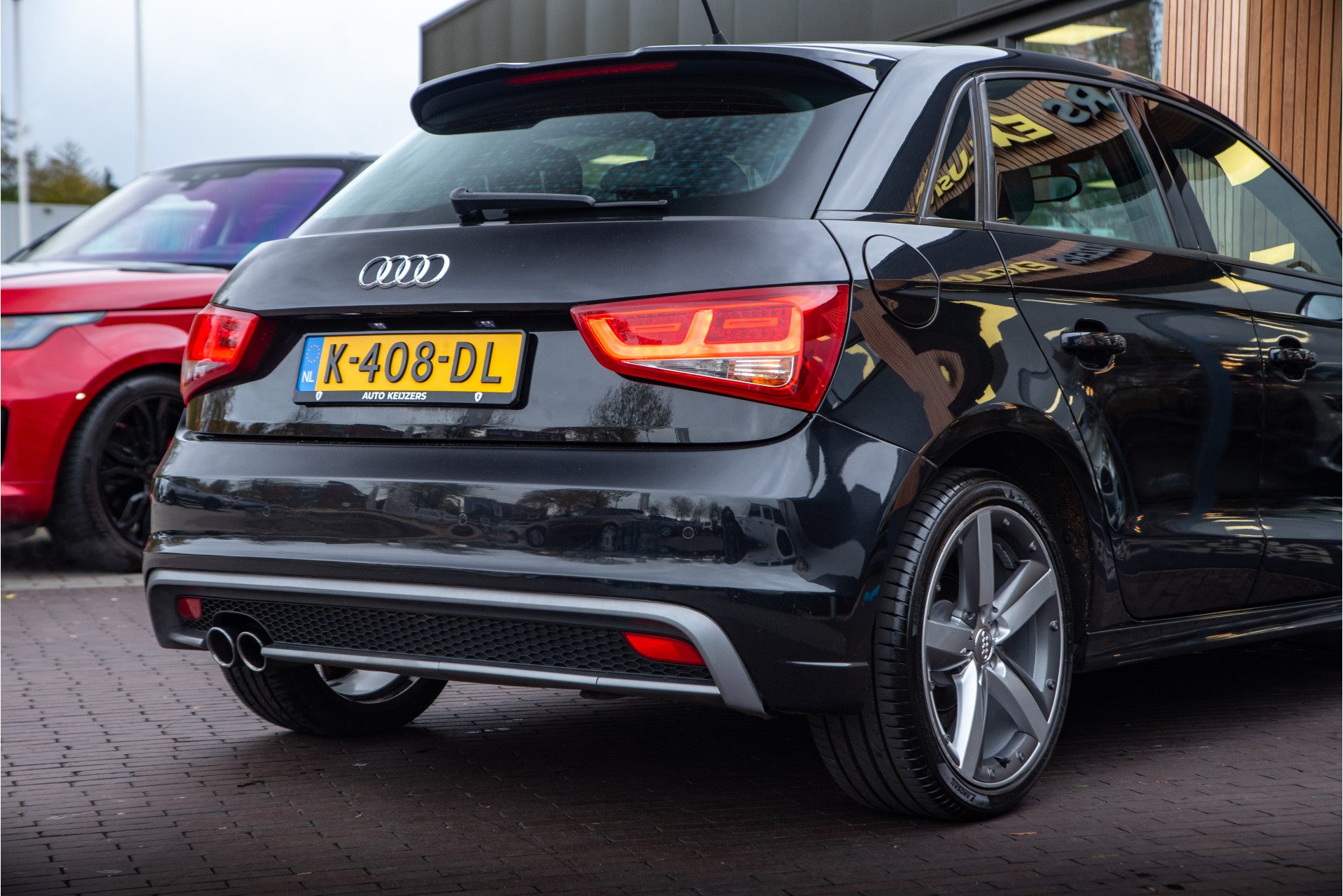 Audi A1 Sportback 1.2 TFSI Pro Line S S Line Xenon Cruise Airco PDC Navi 17”LM Armsteun