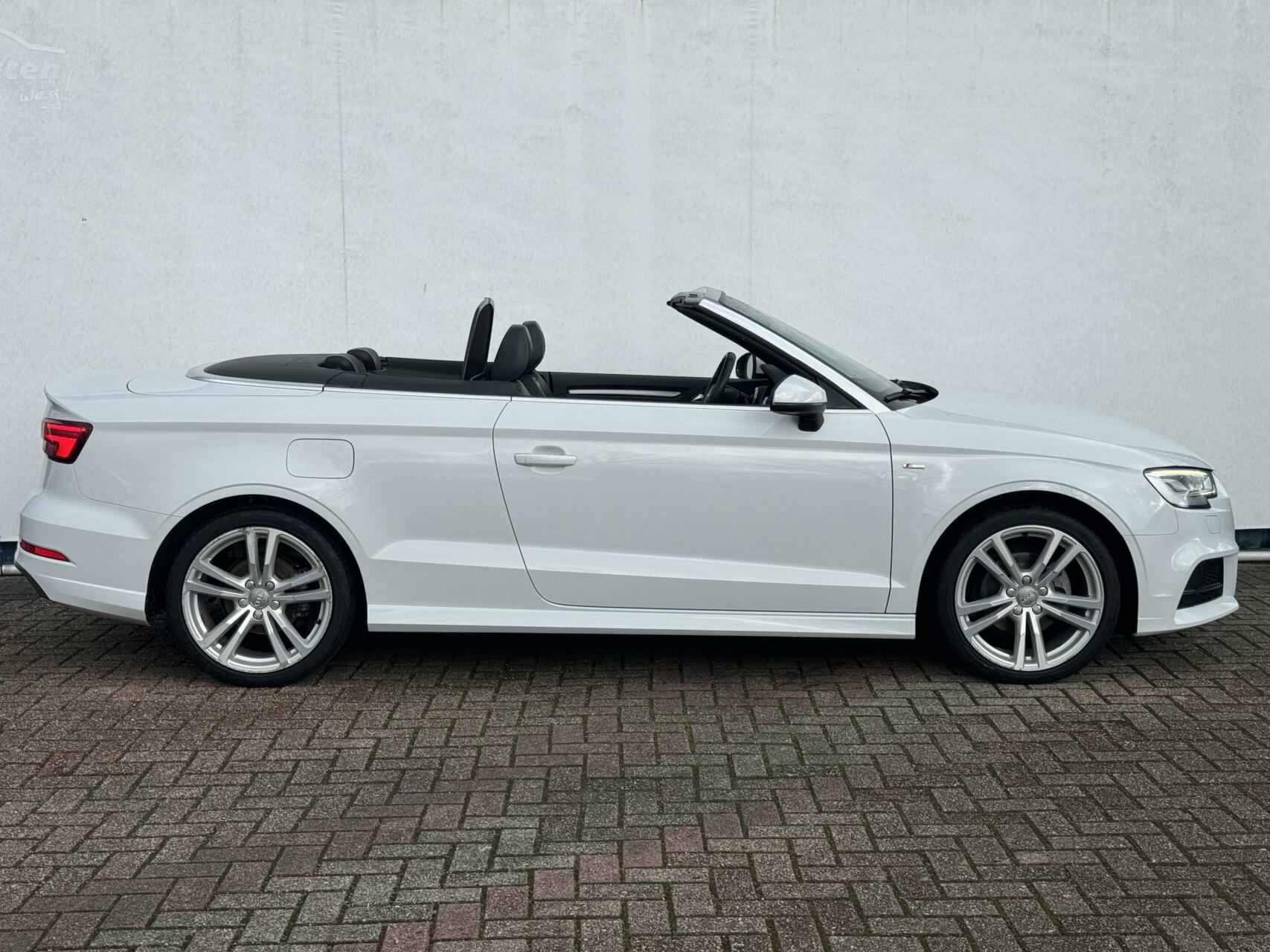 Audi A3 Cabriolet 35 TFSI CoD Sport S Line Edition