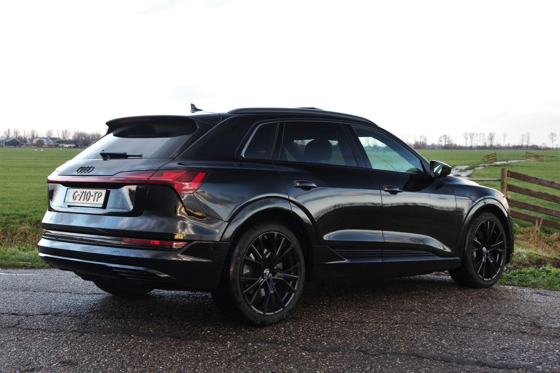 Audi e-tron 55 quattro S Line Plus Pano inc.BTW 360º Cam,Sportstoelen,Leder