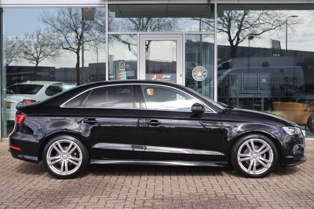 Audi A3 Limousine 1.4 TFSI S-Line 150PK DSG | Cruise | Climate | Navi | Bi-Xenon